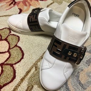 Fendi sneakers tennis shoes size 8 1/2 8.5